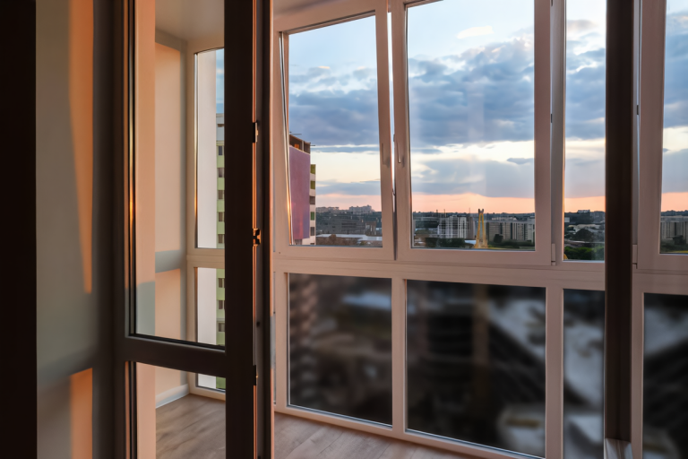 Venta y Reparación de Persianas, Ventanas y Puertas en Ibiza